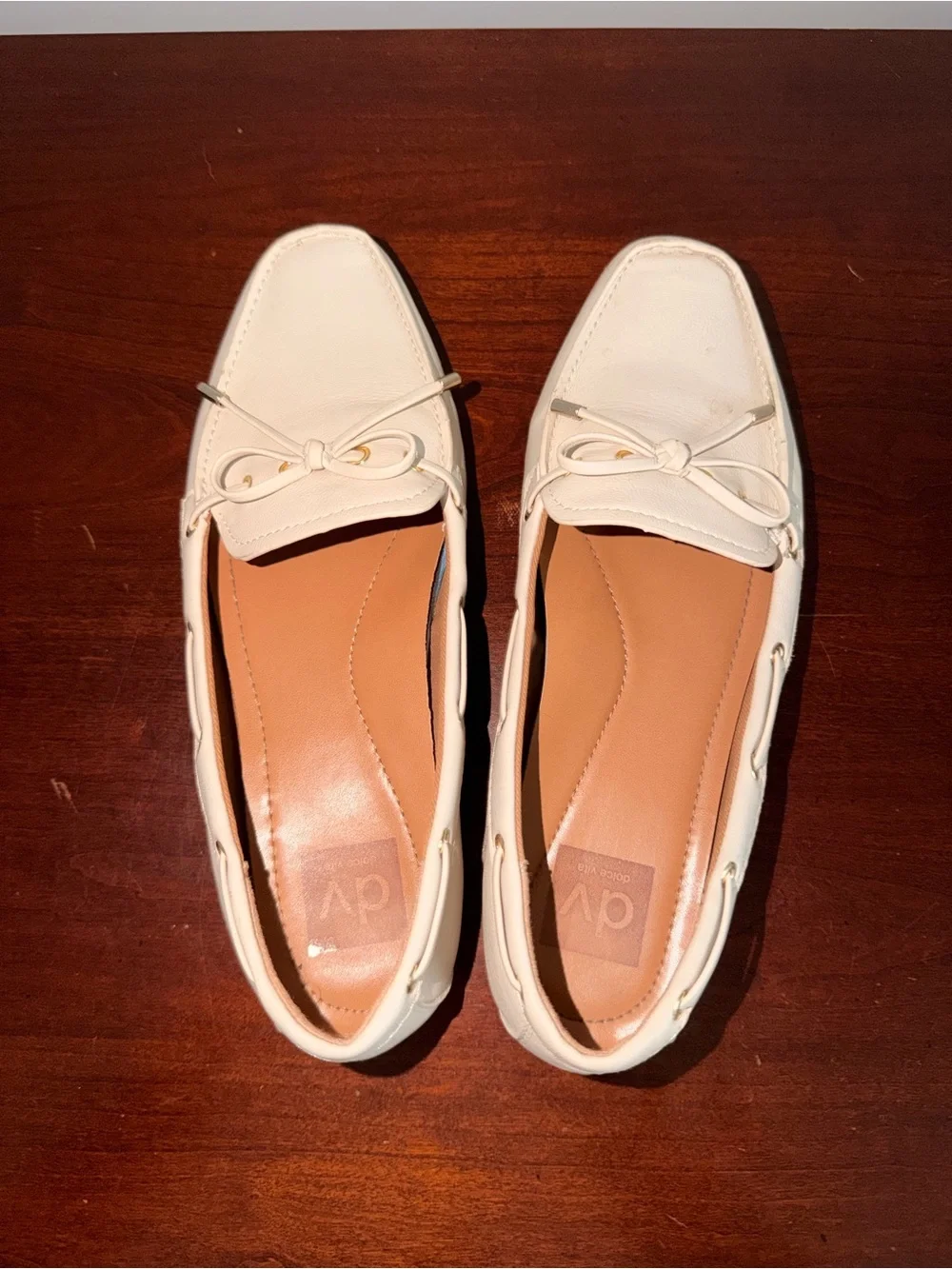 DV by Dolce Vita Women's Off-White Leather Bow Loafers